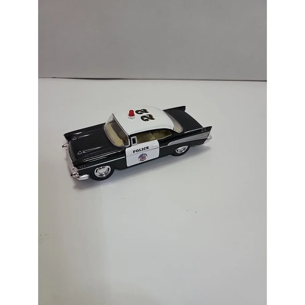 Kinsmart 1957 Black‎ and White 1:40 Chevy Bel Air Police PullBack Die Cast Car